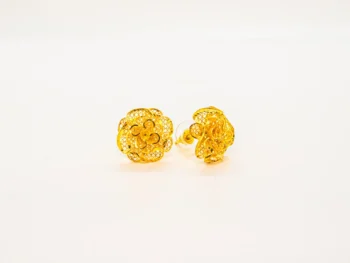 Gold Earrings 12