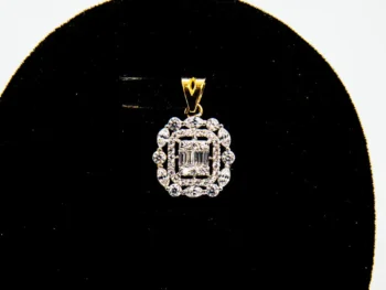 Gold Pendant 18